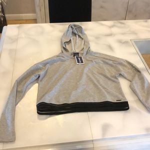 Tahari cropped hoodie